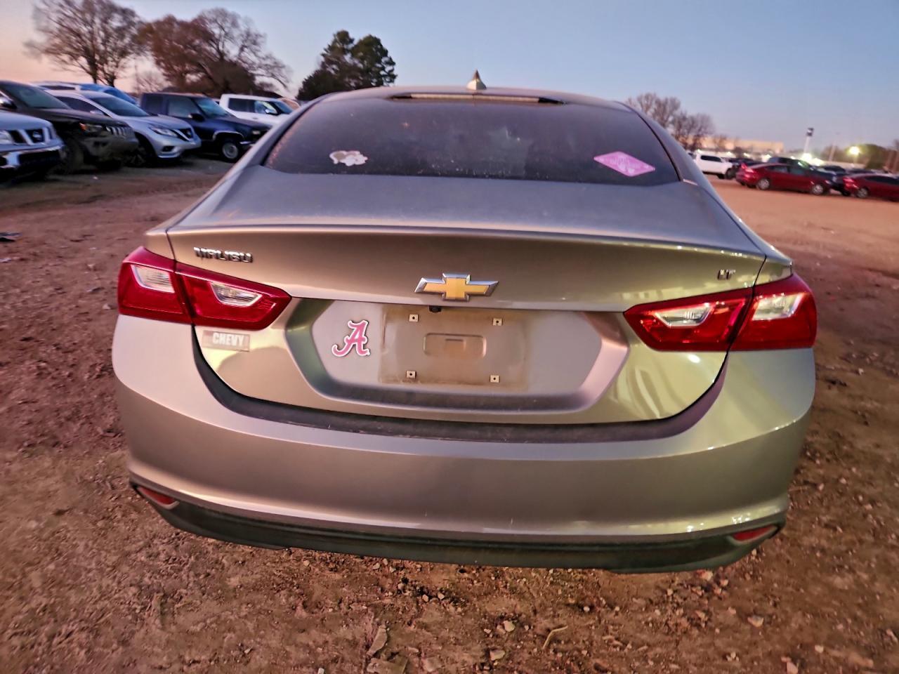 2018 Chevrolet Malibu Lt - Image 6