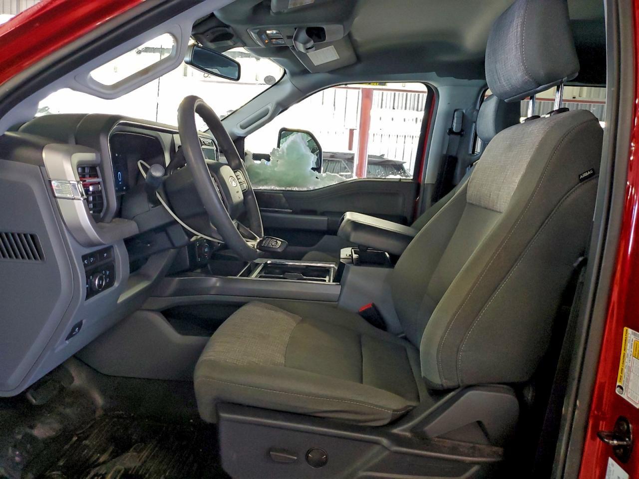 2023 Ford F250 Super Duty - Фото 7