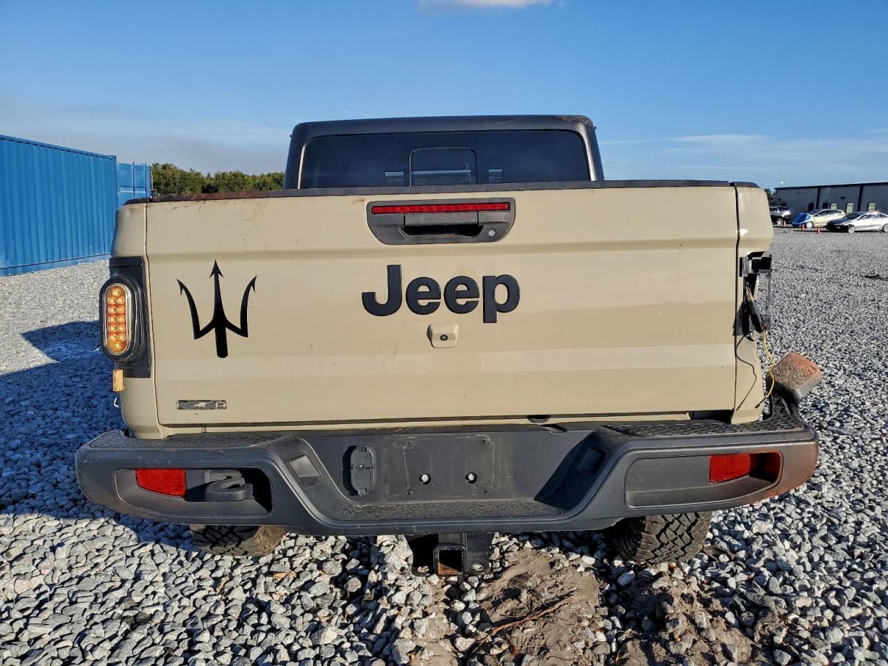 2022 Jeep Gladiator Sport - Image 6