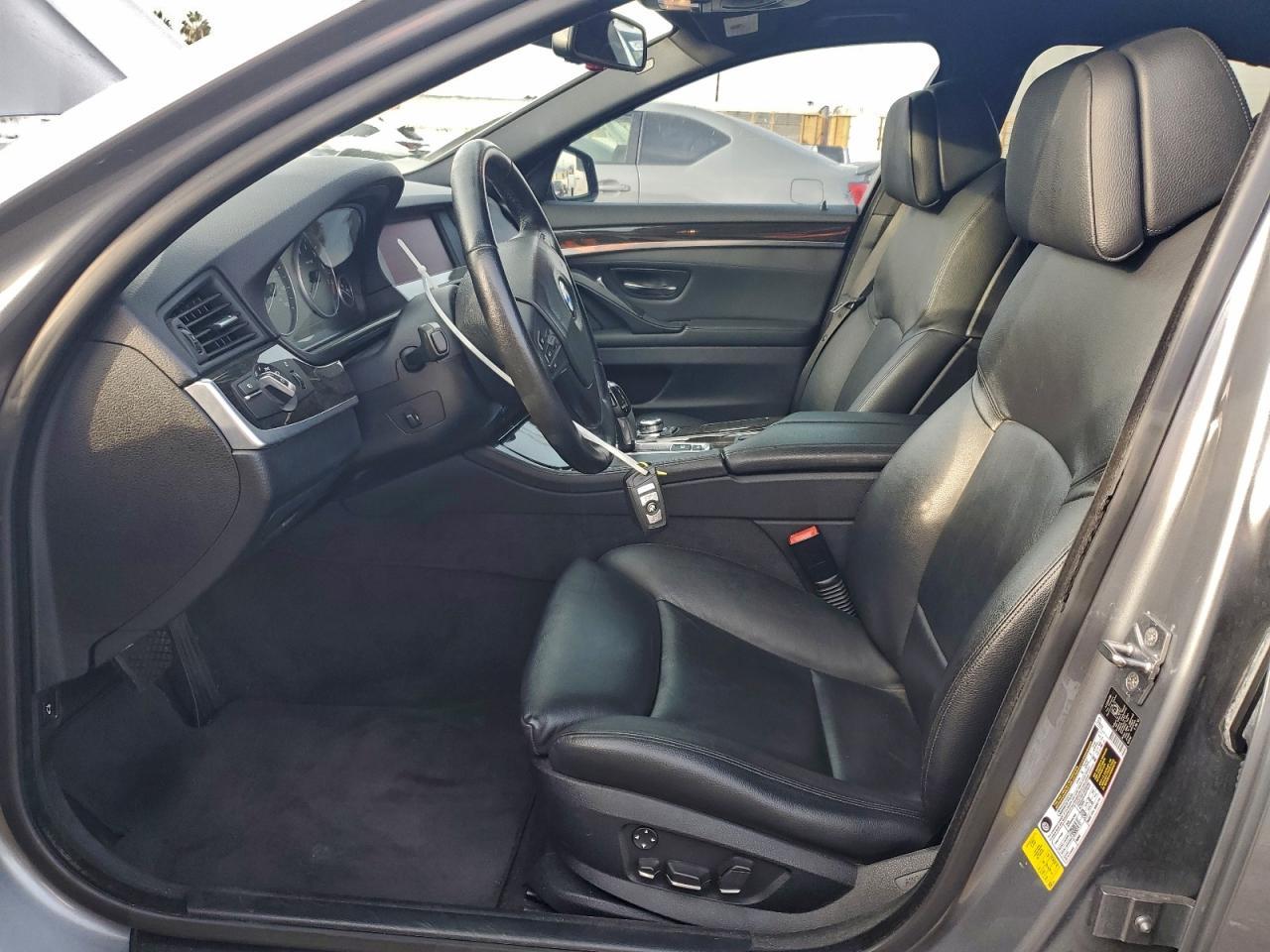 2011 BMW 528 I - Image 7