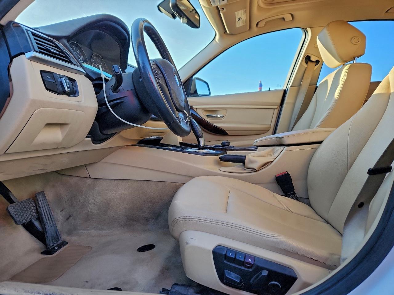 2014 BMW 320 I - Image 7