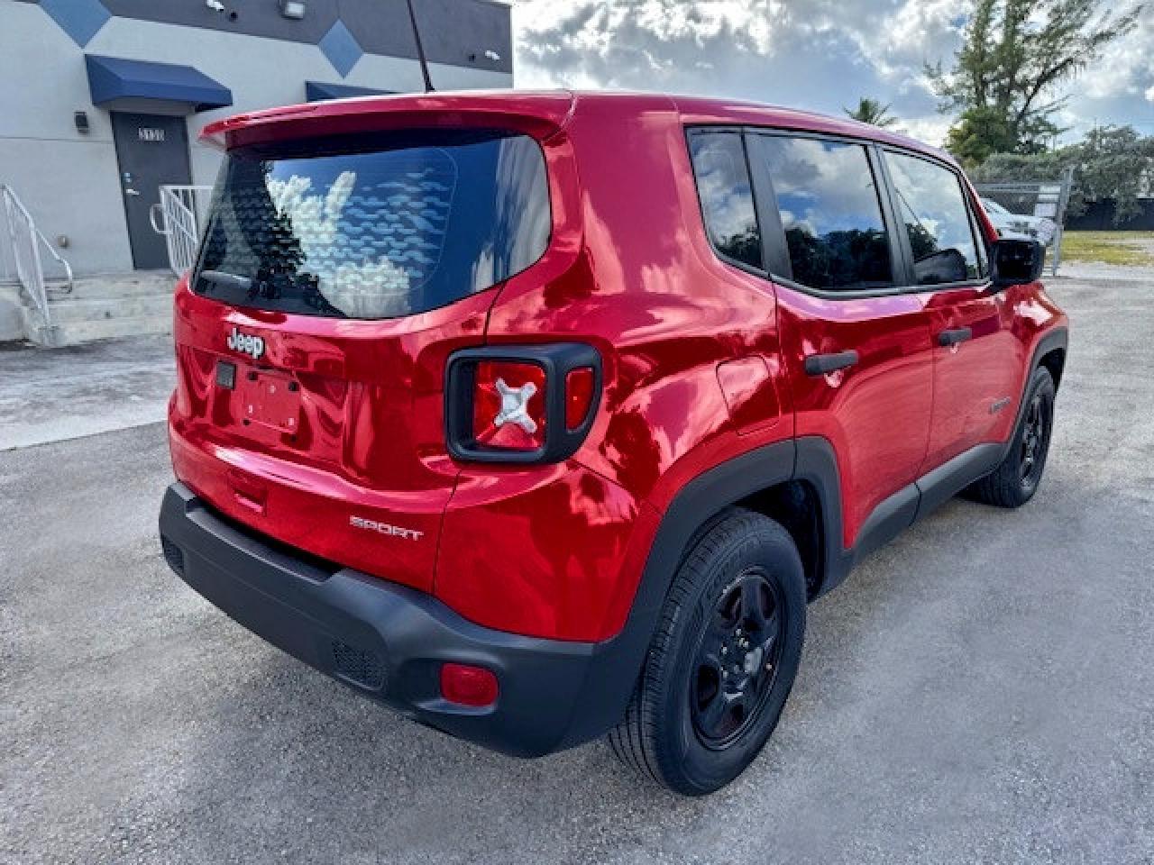 2020 Jeep Renegade Sport - Фото 3