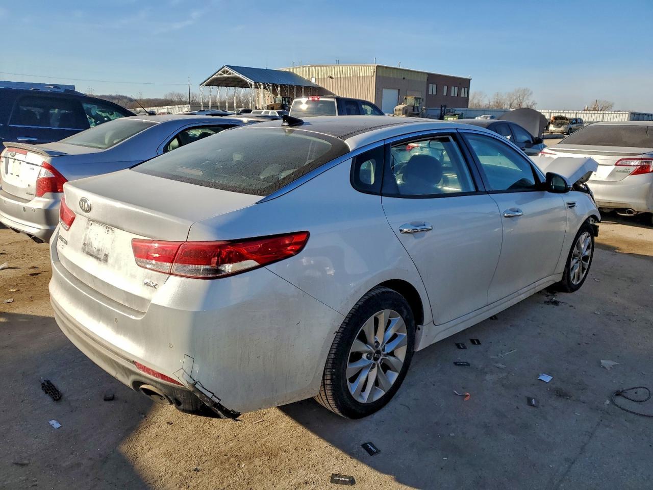 2016 Kia Optima Ex - Image 3