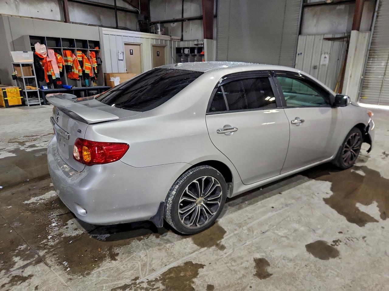 2009 Toyota Corolla Le - Image 3