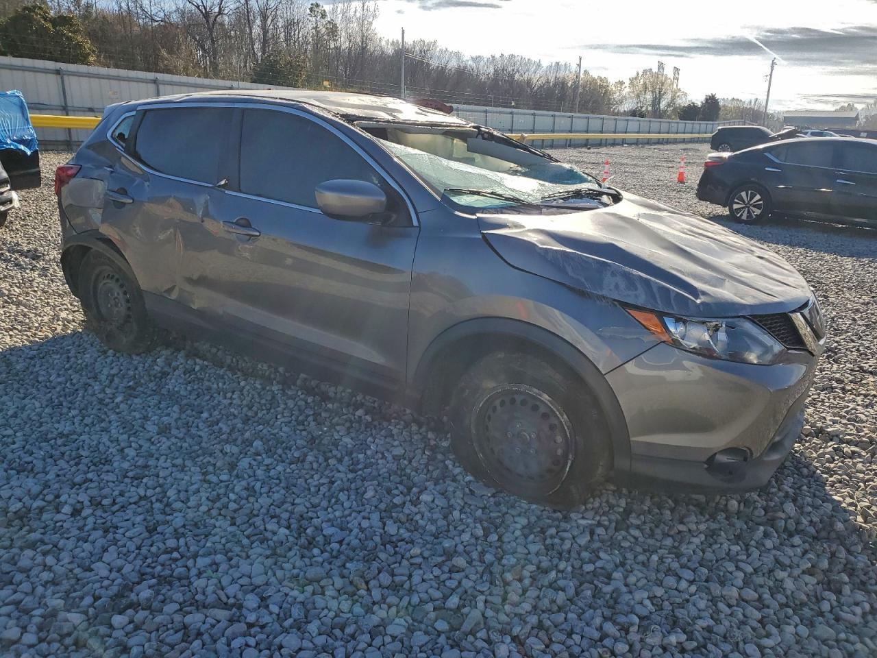 2019 Nissan Rogue Sport S - Image 4