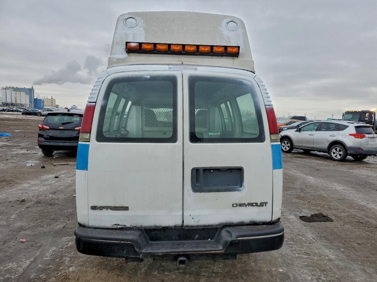 2001 Chevrolet Express G2500 - Фото 6