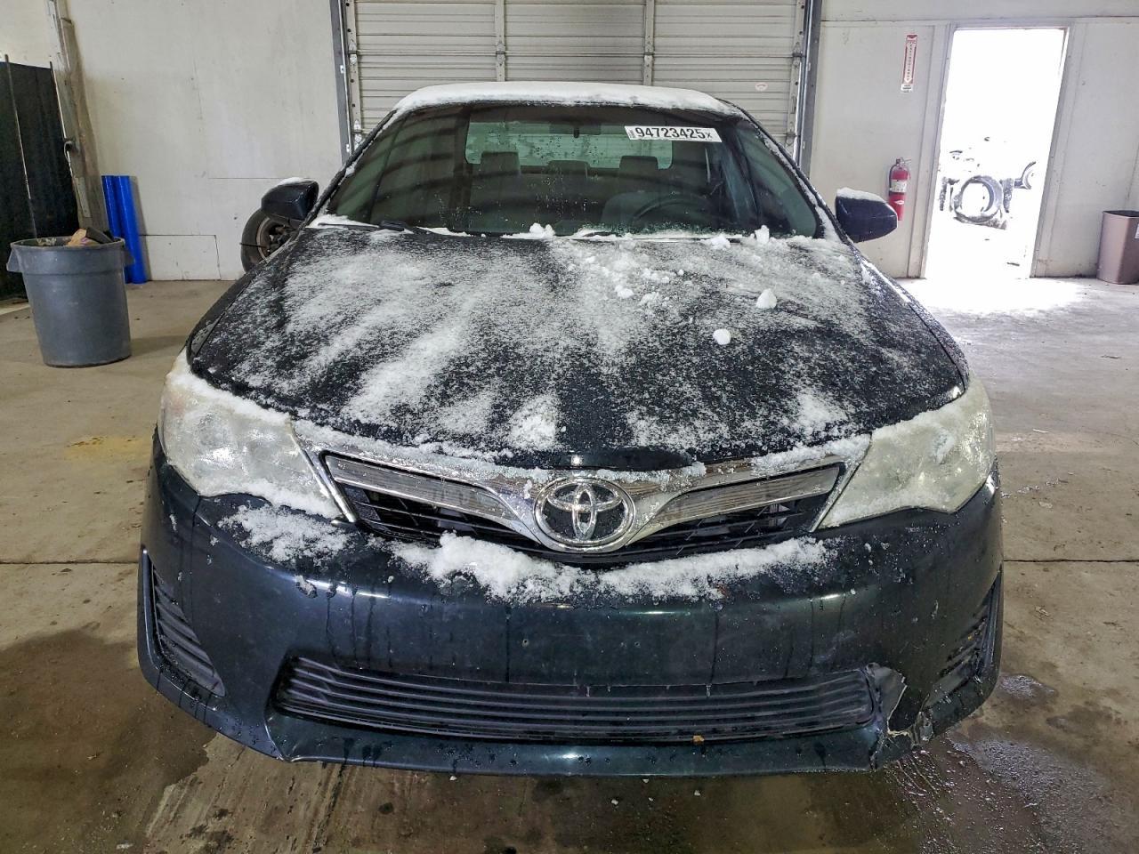 2014 Toyota Camry L - Фото 5