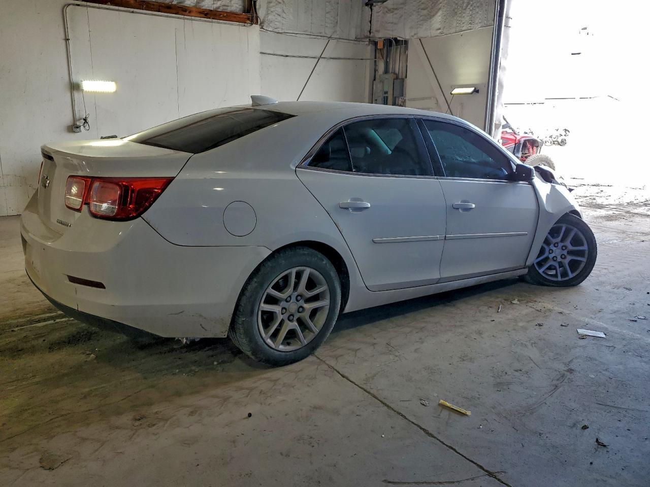 2015 Chevrolet Malibu 1Lt - Фото 3