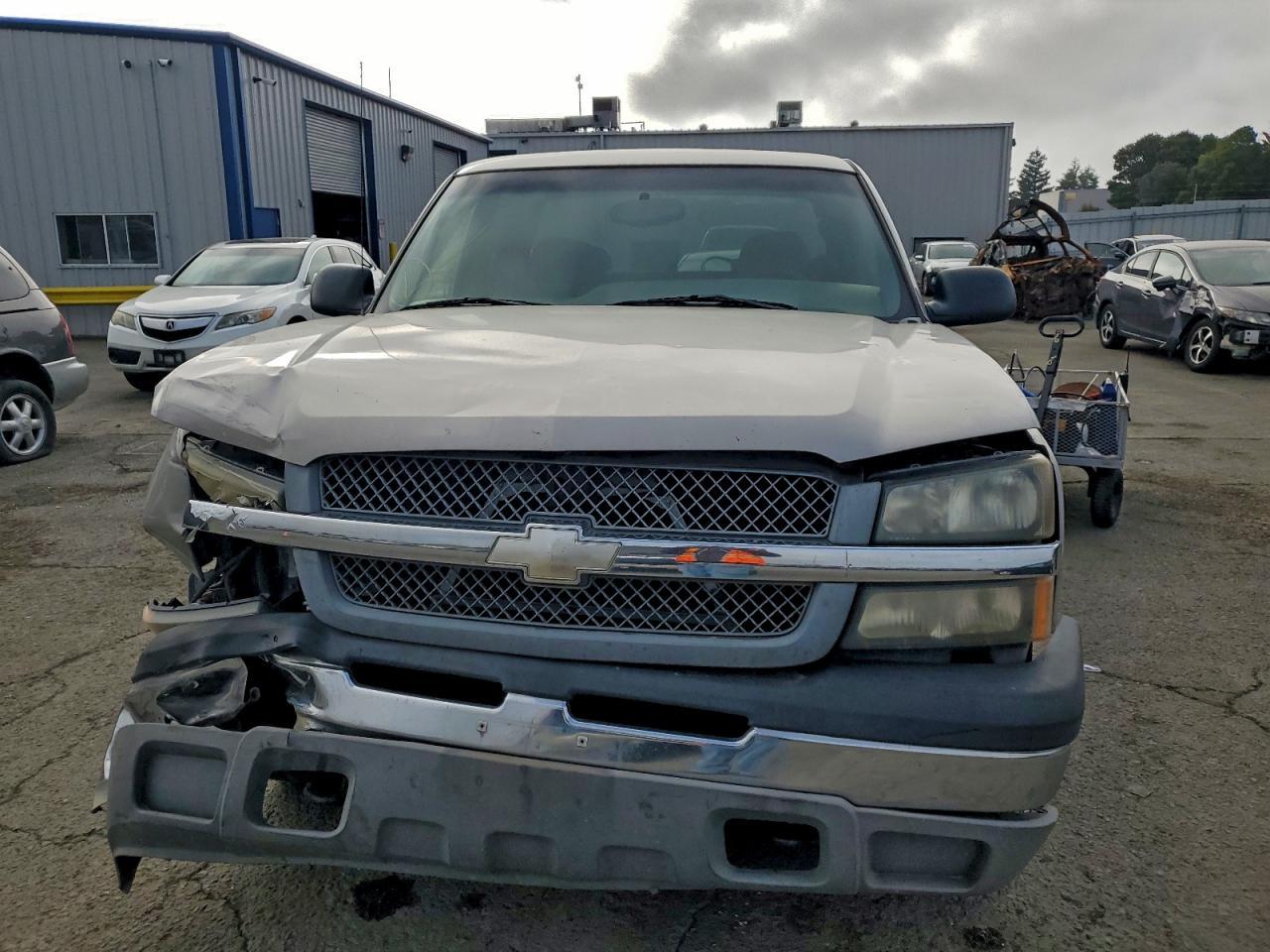 2004 Chevrolet Silverado - Фото 5