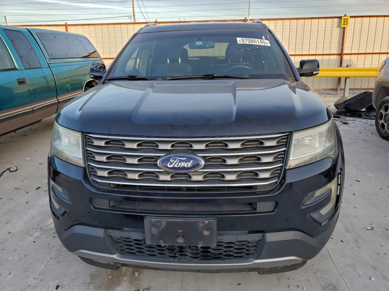 2016 Ford Explorer Xlt - Фото 5