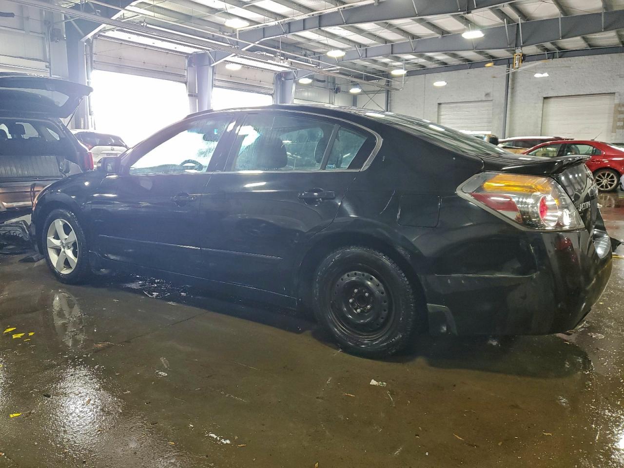 2008 Nissan Altima 3.5Se - Image 2