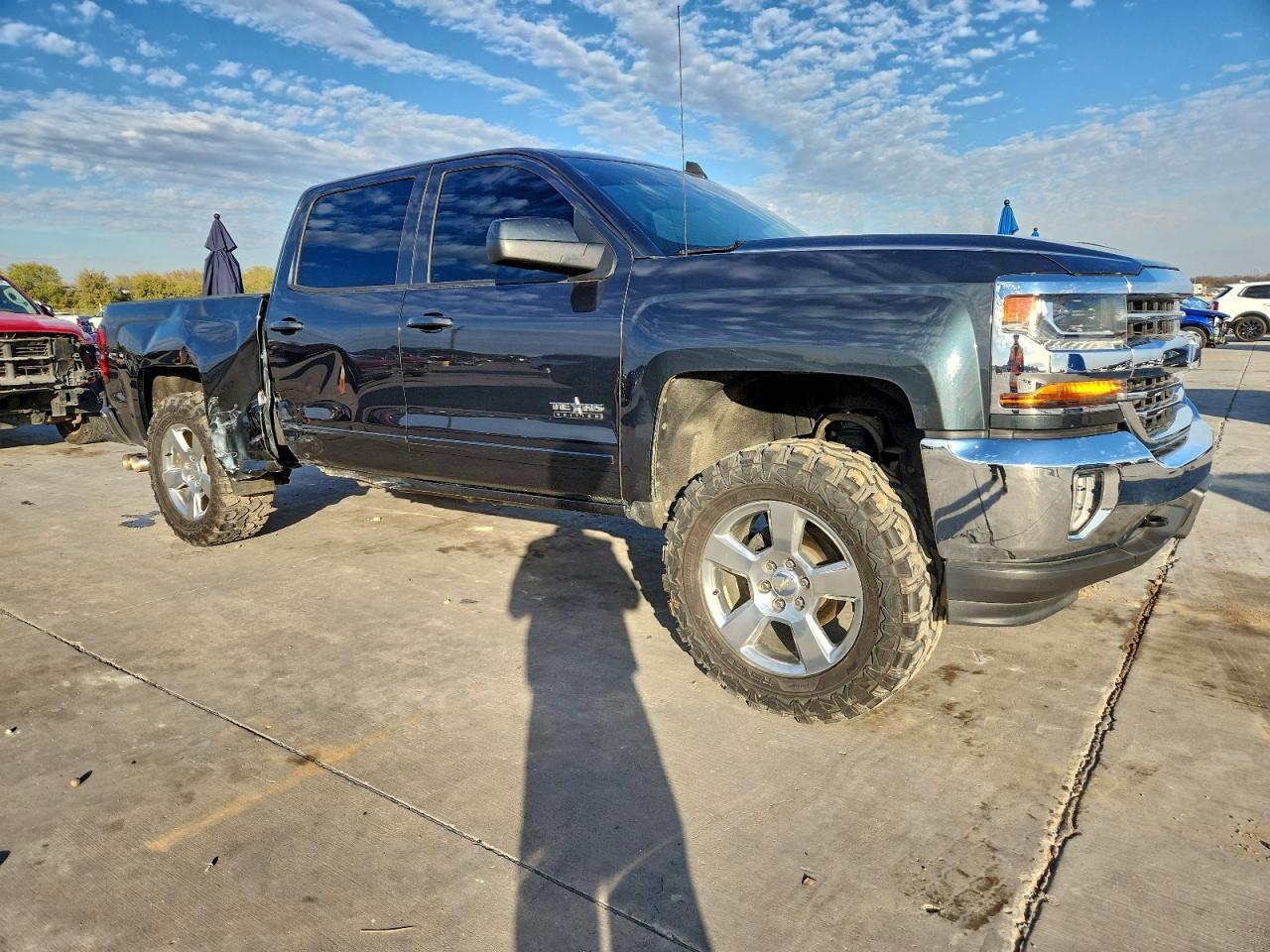 2018 Chevrolet Silverado K1500 Lt - Image 4