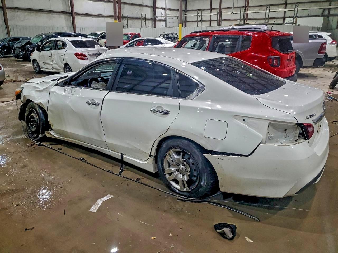 2018 Nissan Altima 2.5 S - Image 2