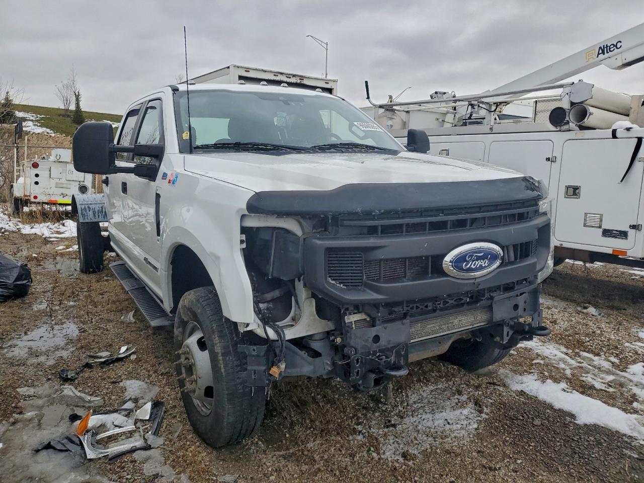 2022 Ford F350 Super Duty - Image 4