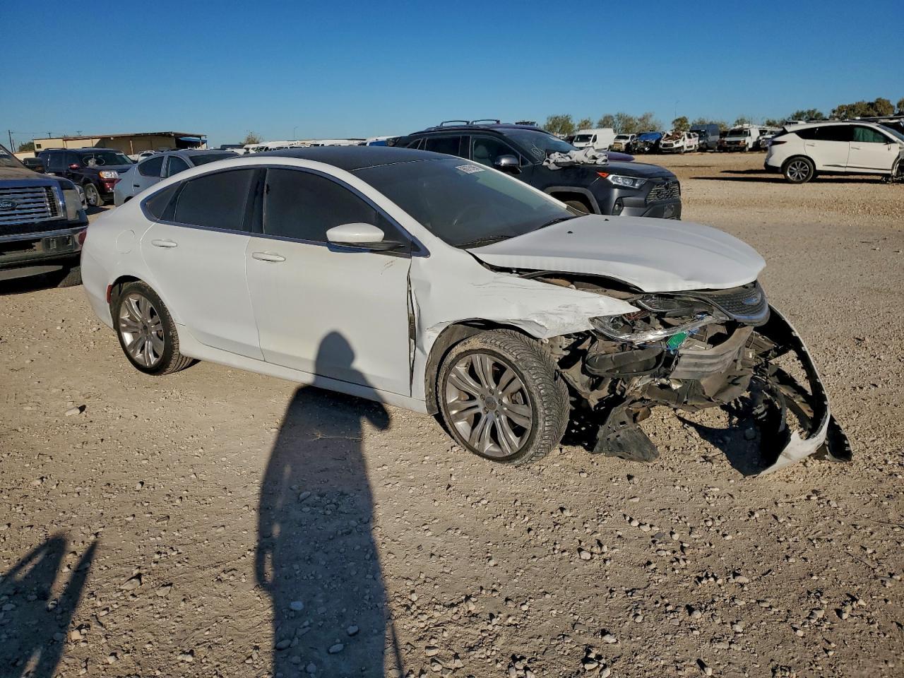 2016 Chrysler 200 Limited - Image 4