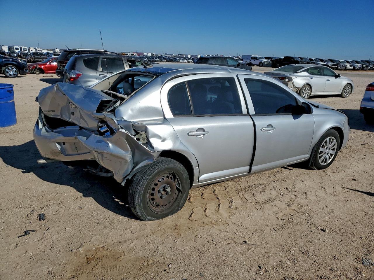 2010 Chevrolet Cobalt Ls - Image 3
