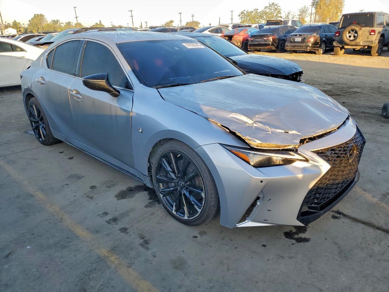 2022 Lexus Is 350 F Sport - Image 4