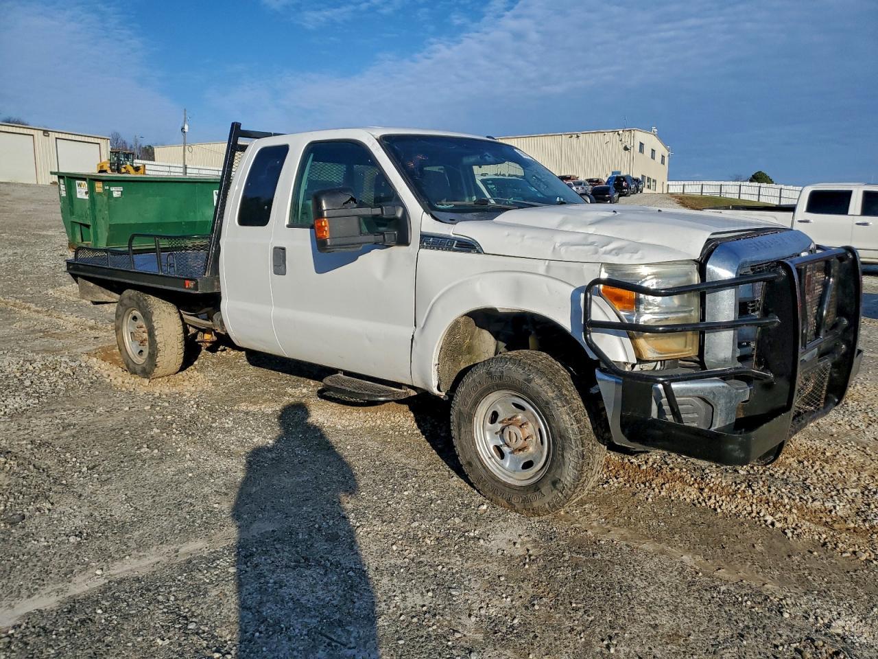 2016 Ford F250 Flatbed Truck - Фото 4