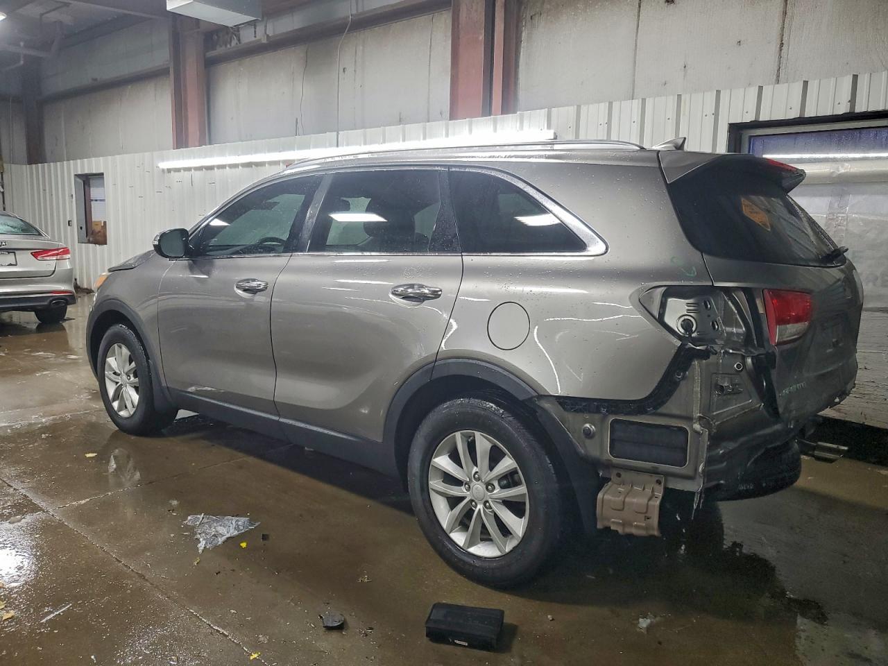 2016 Kia Sorento Lx - Фото 2