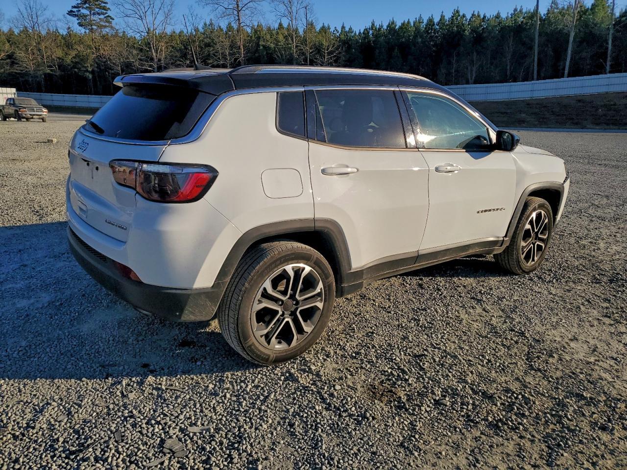 2022 Jeep Compass Limited - Image 3