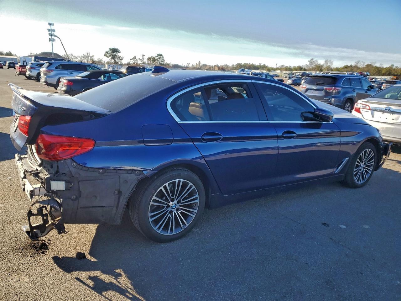 2020 BMW 540 Xi - Фото 3