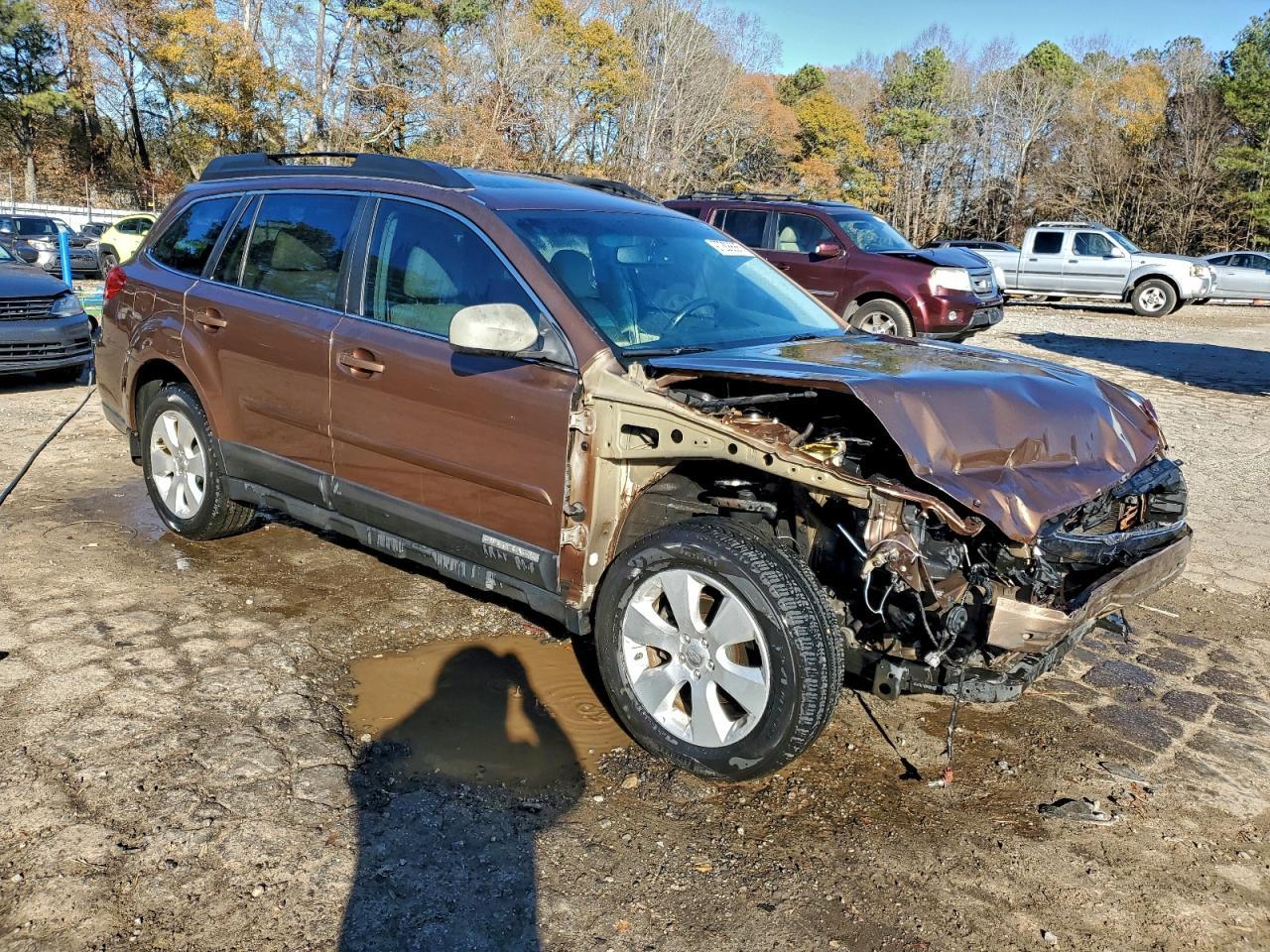 2011 Subaru Outback 2.5I Premium - Image 4