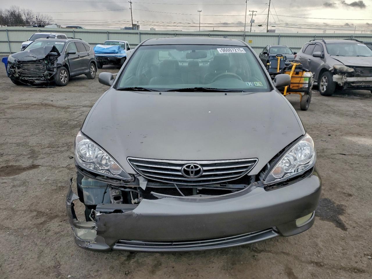 2006 Toyota Camry Le - Image 5