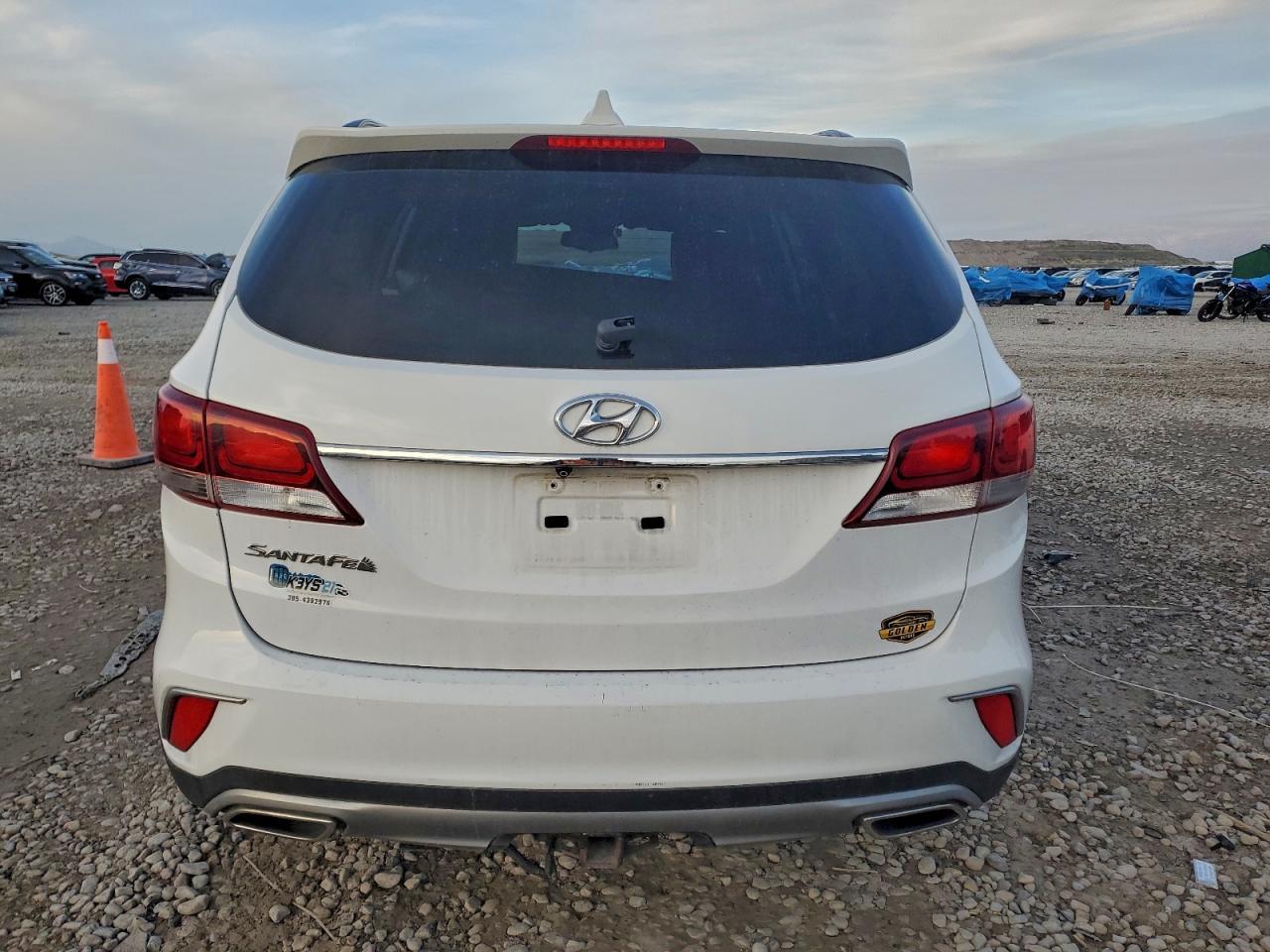 2017 Hyundai Santa Fe Se - Image 6