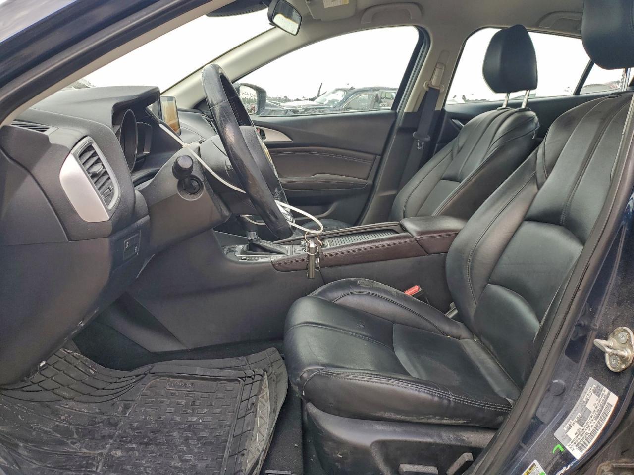 2017 Mazda 3 Touring - Image 7