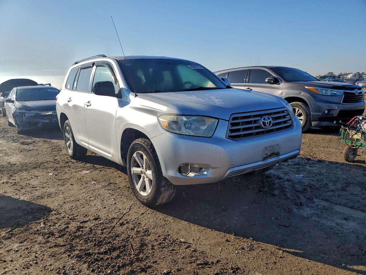 2010 Toyota Highlander - Image 4