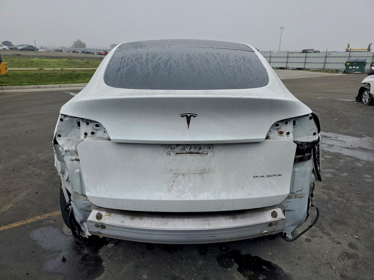 2022 Tesla Model Y - Фото 6