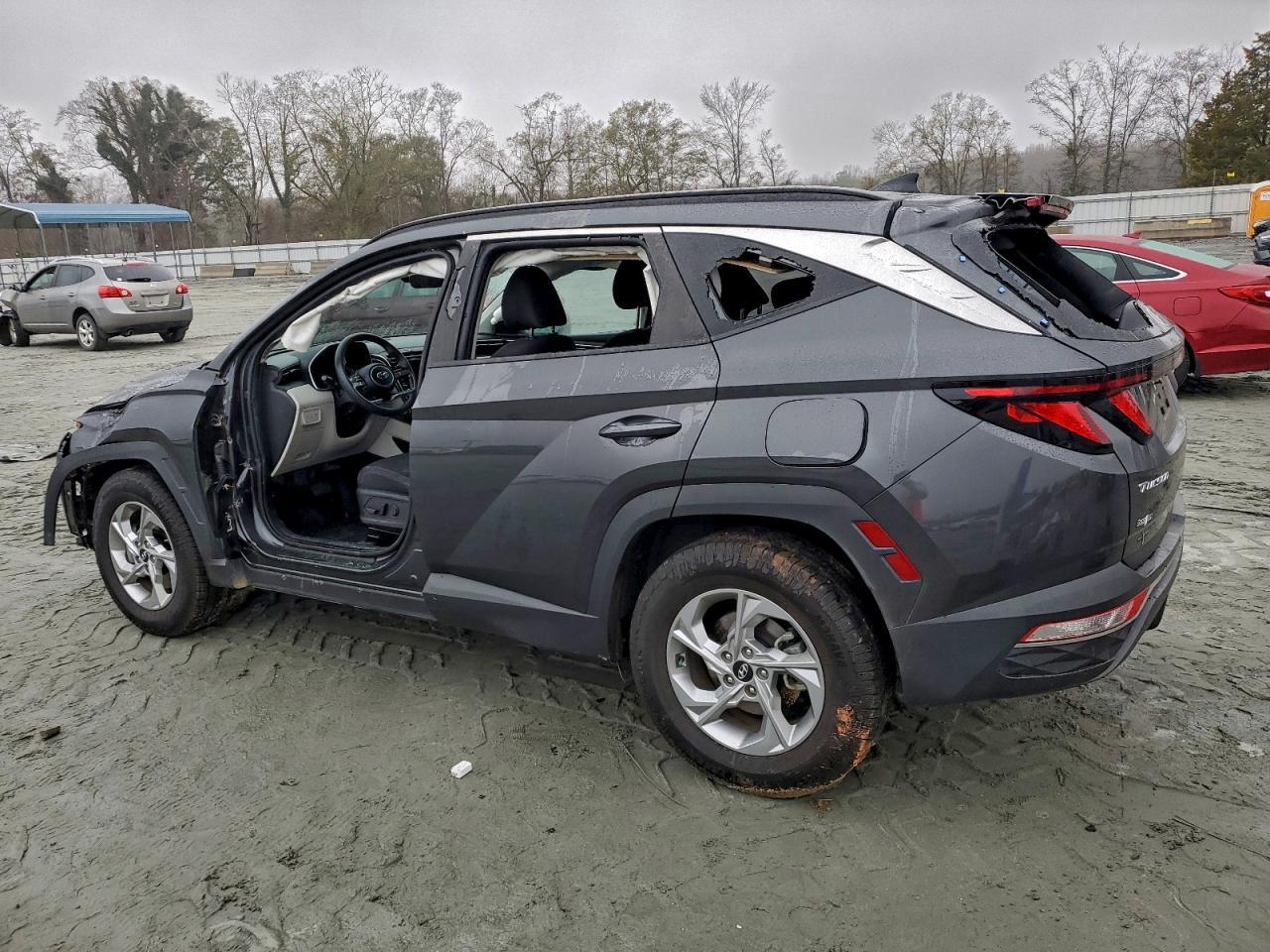 2024 Hyundai Tucson Sel - Image 2