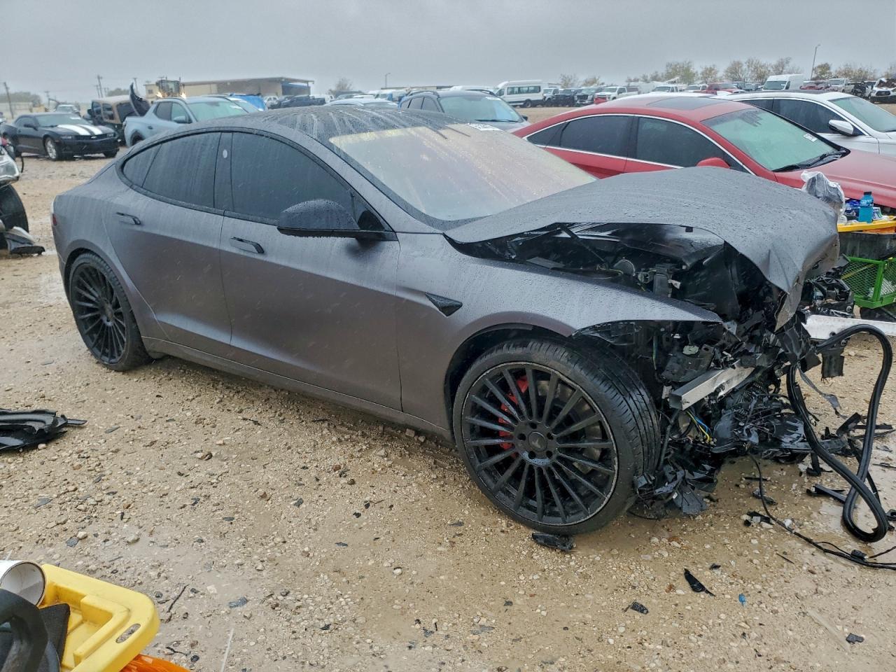 2022 Tesla Model S - Фото 4