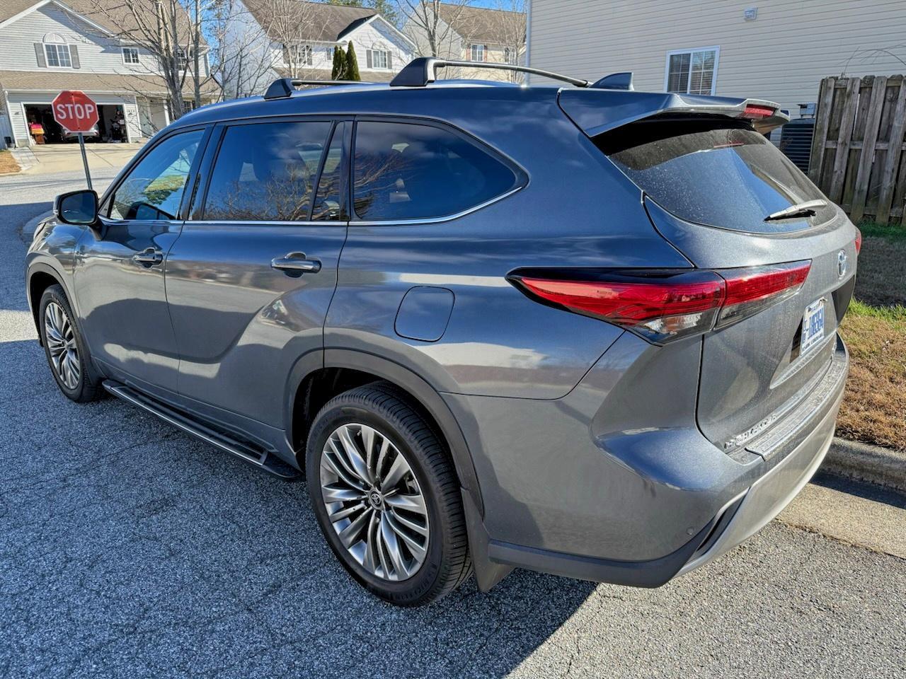 2021 Toyota Highlander Hybrid Platinum - Фото 3