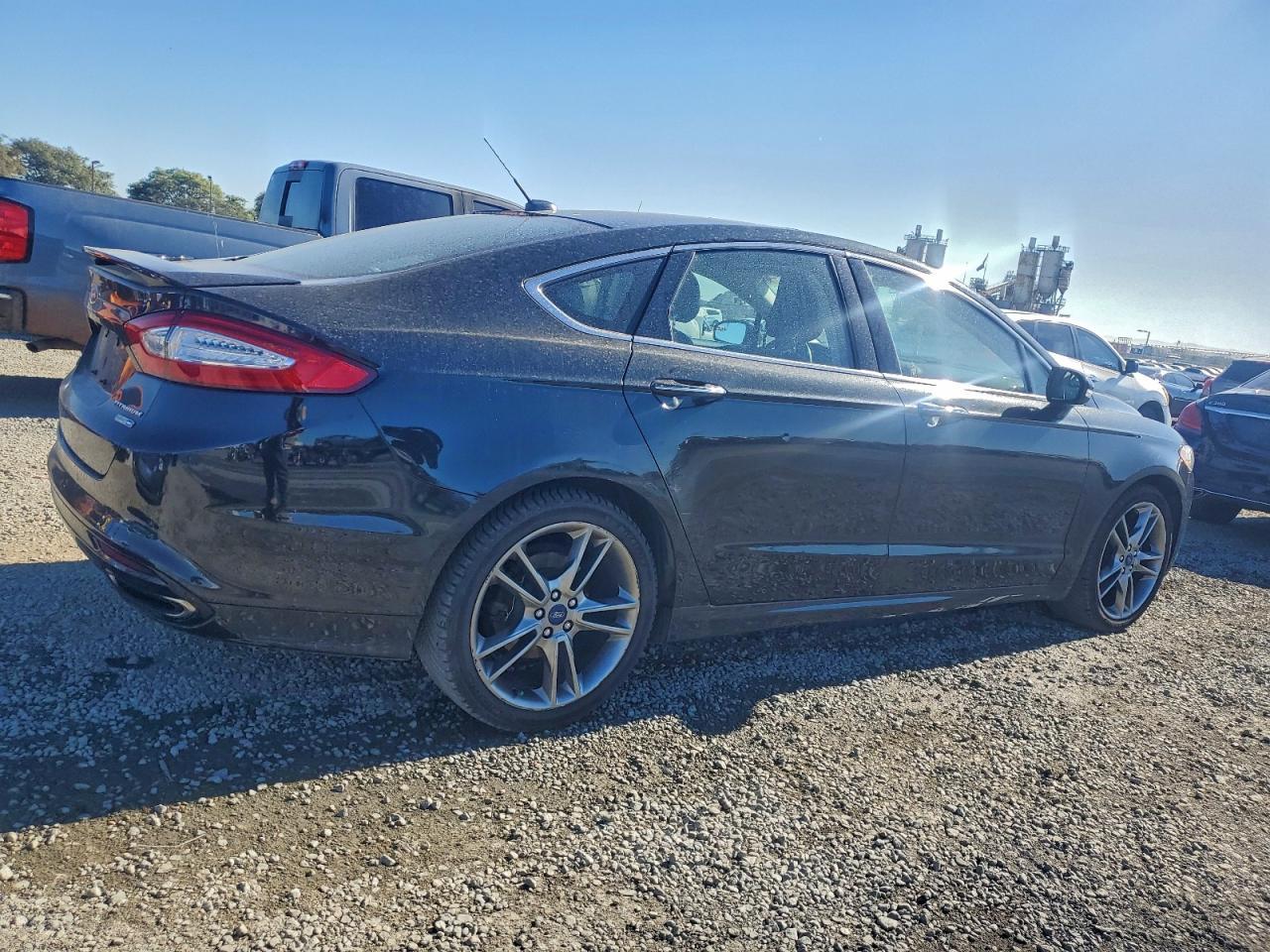 2014 Ford Fusion Titanium - Фото 3