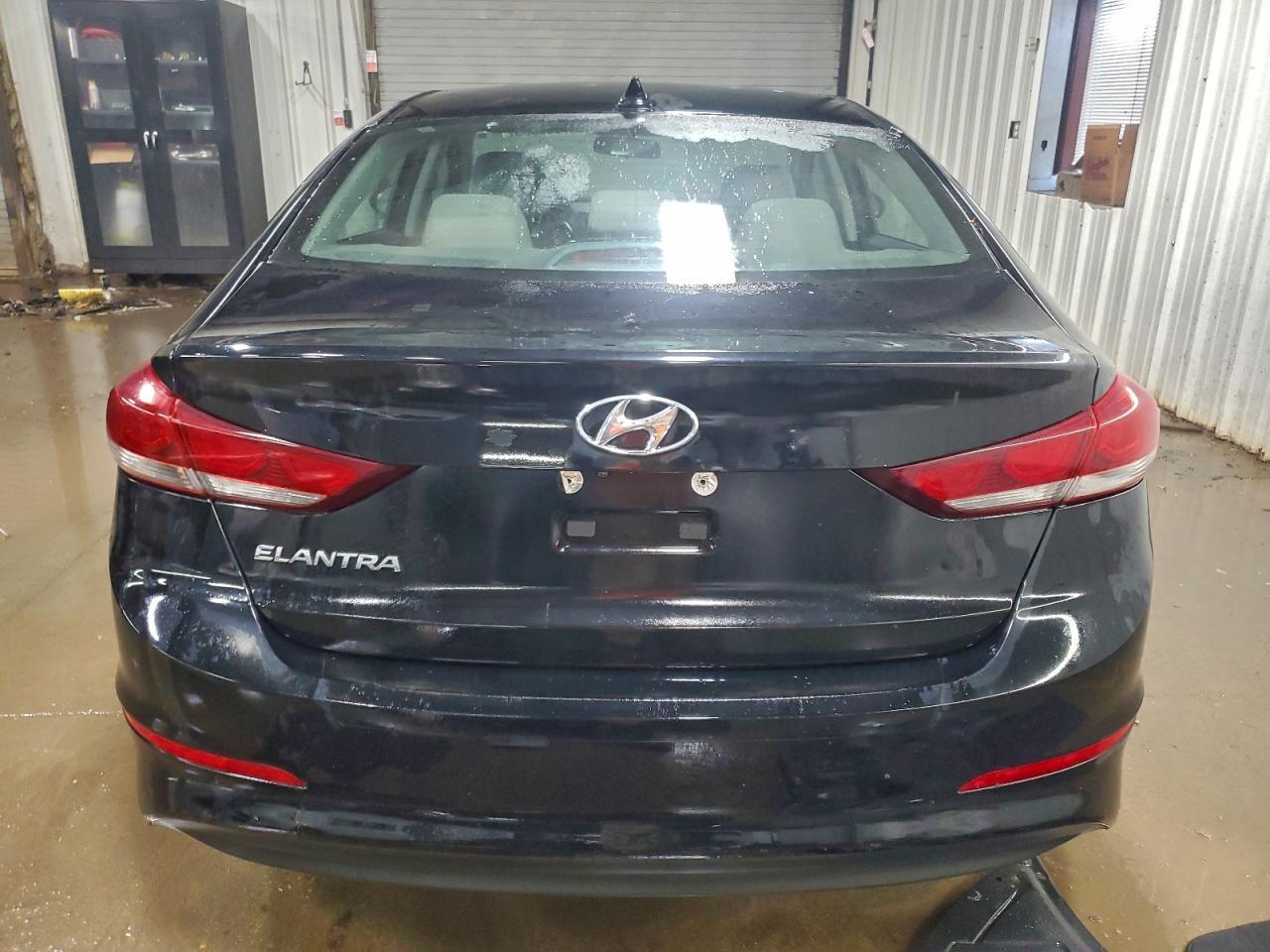 2017 Hyundai Elantra Se - Image 6