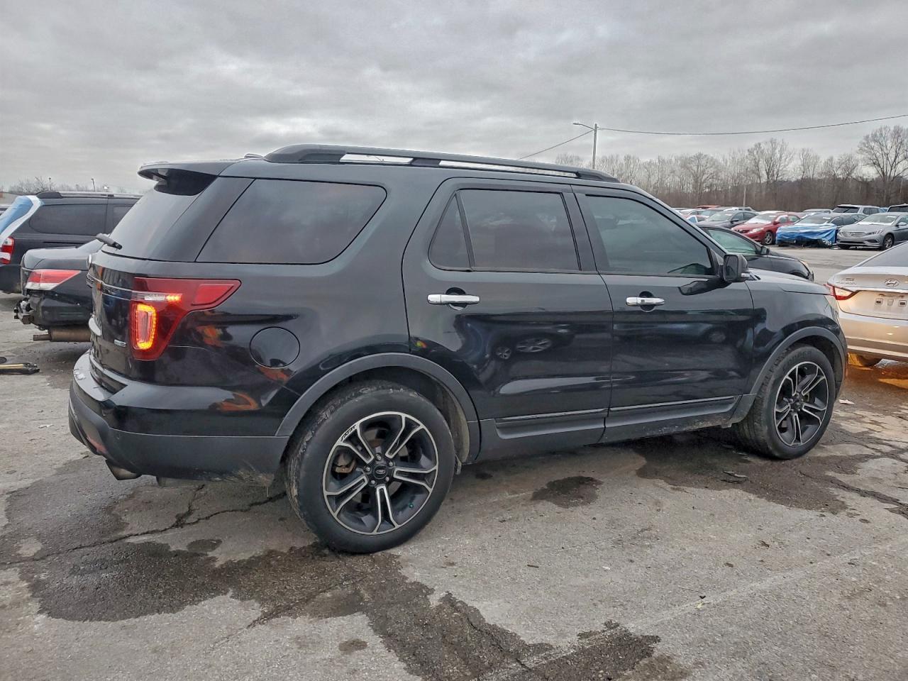 2014 Ford Explorer Sport - Image 3