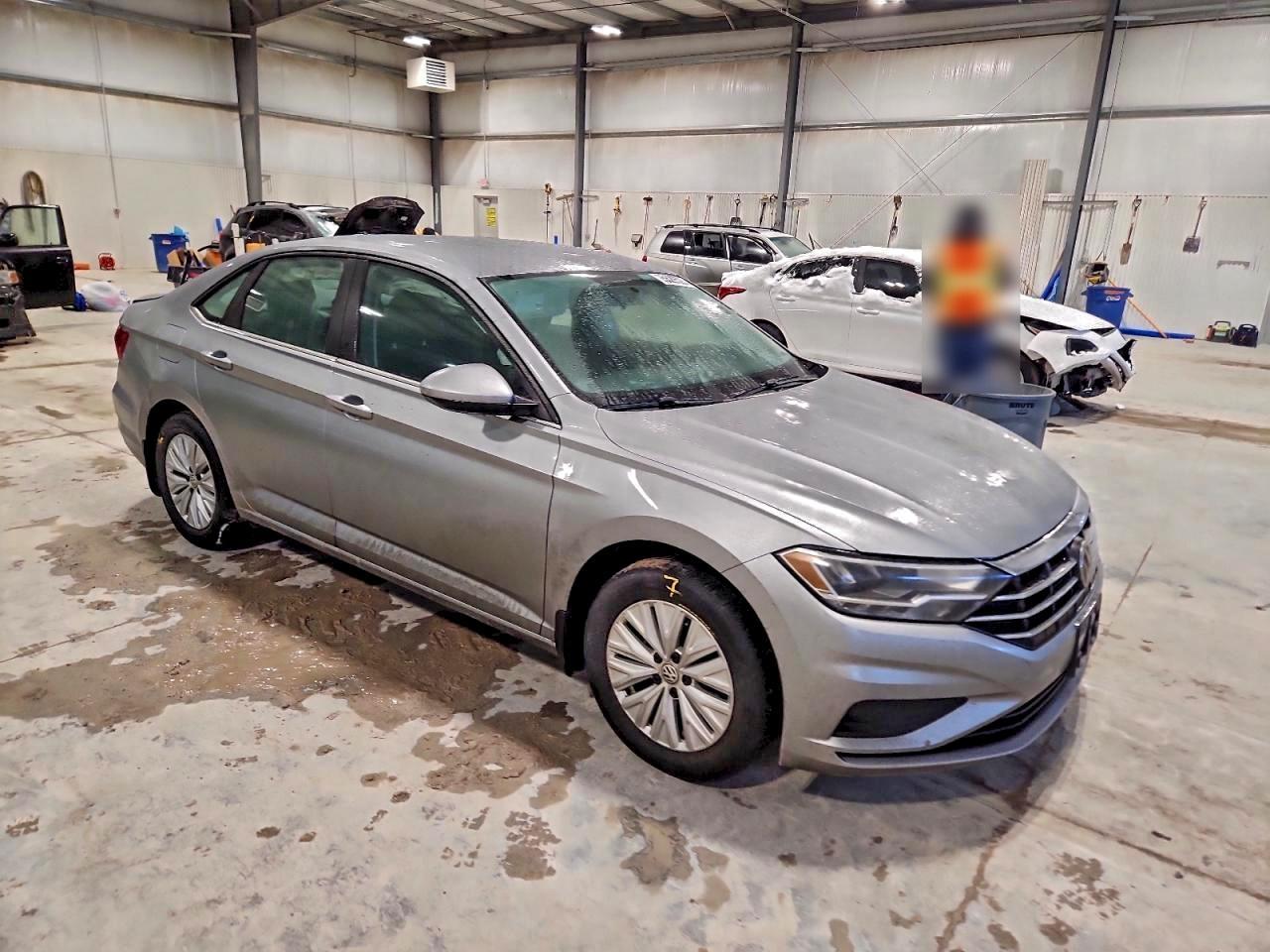 2019 Volkswagen Jetta S - Фото 4
