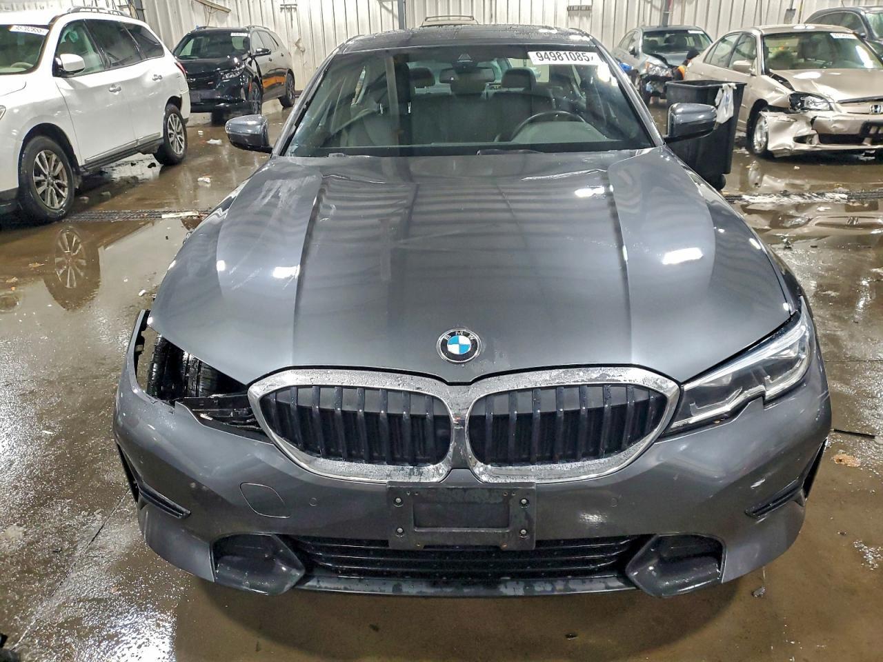 2019 BMW 330Xi - Image 5