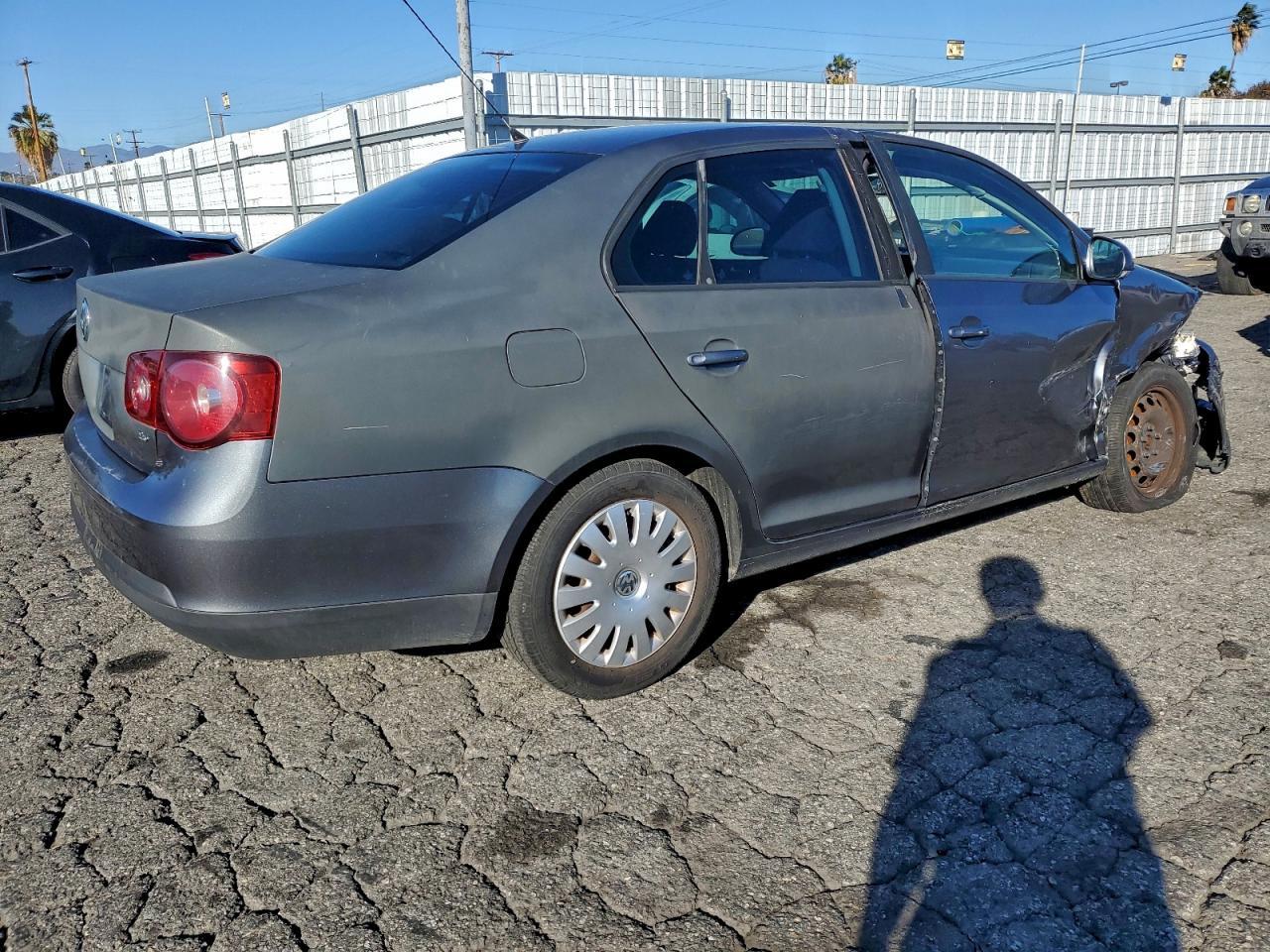 2009 Volkswagen Jetta S - Фото 3