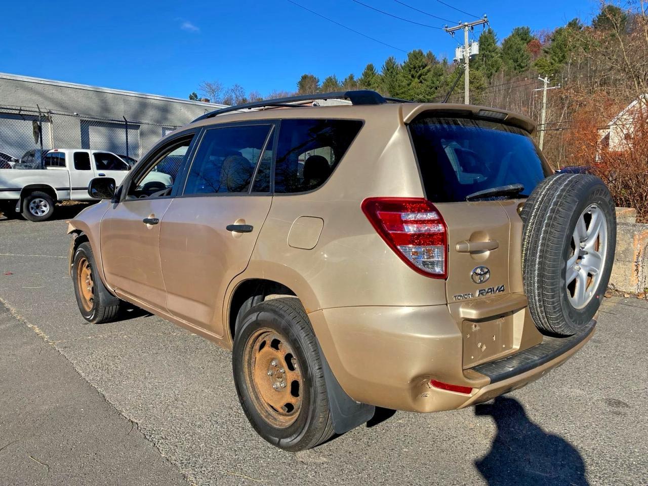 2010 Toyota Rav4 - Фото 3