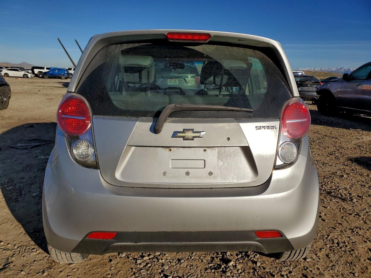 2013 Chevrolet Spark 1Lt - Фото 6