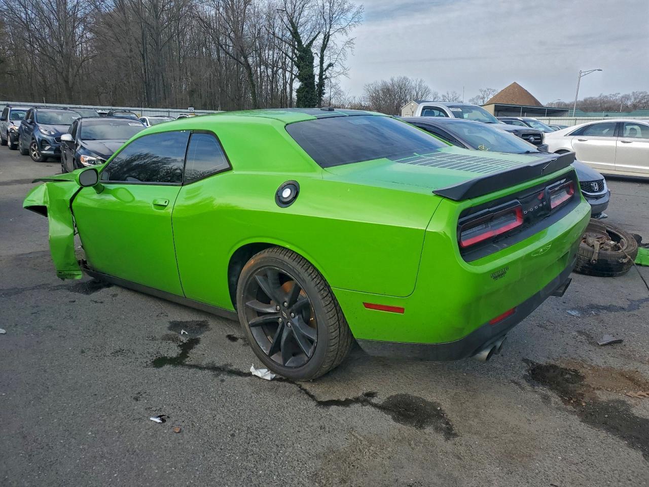 2017 Dodge Challenger Sxt - Фото 2