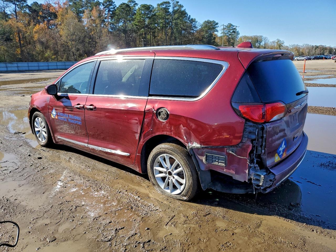 2018 Chrysler Pacifica Touring L - Фото 2