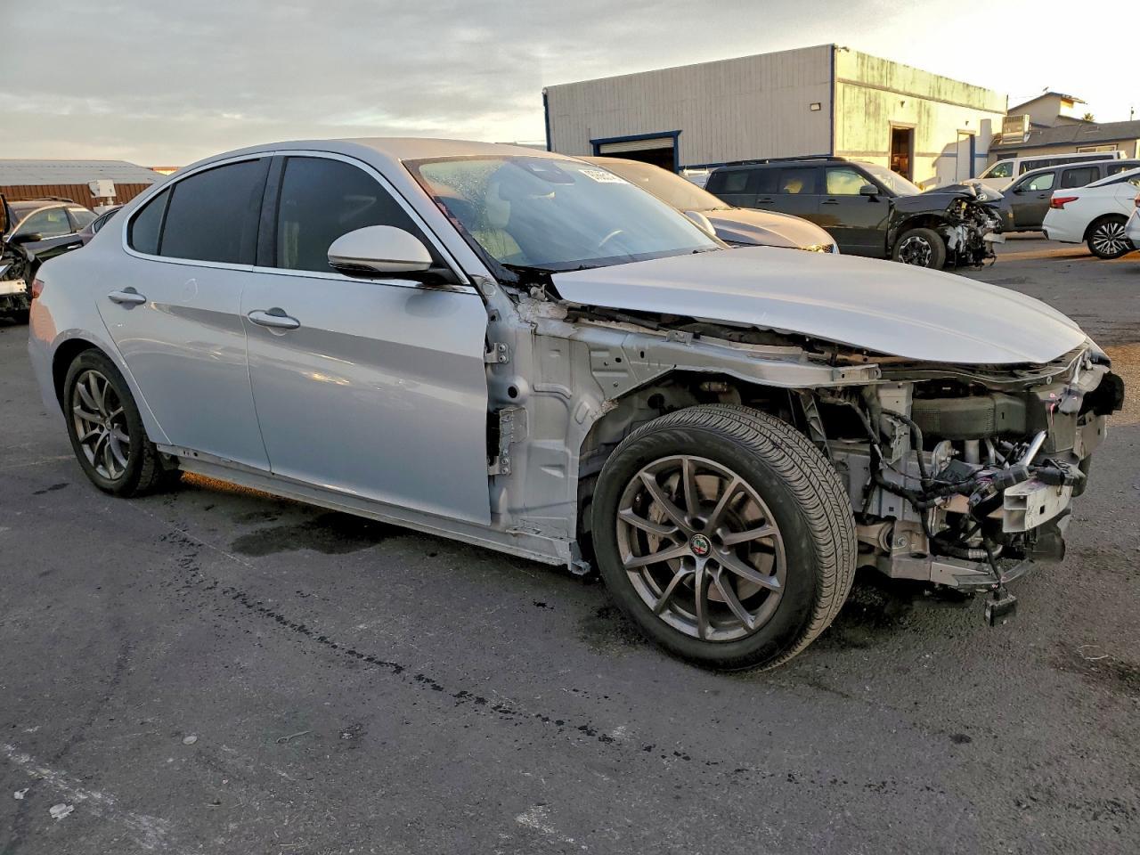 2020 Alfa Romeo Giulia - Image 4