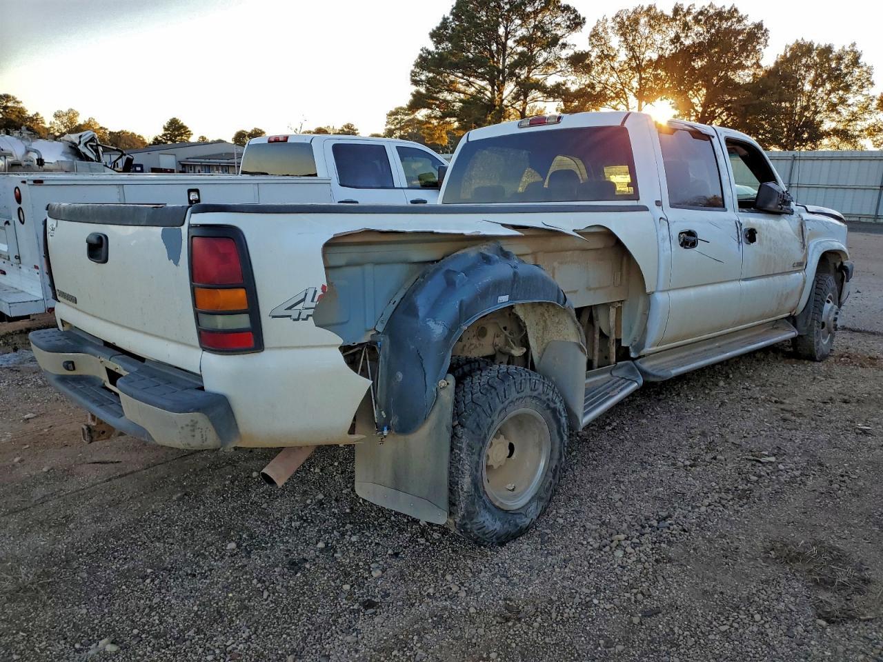 2007 Chevrolet Silverado K3500 - Фото 3
