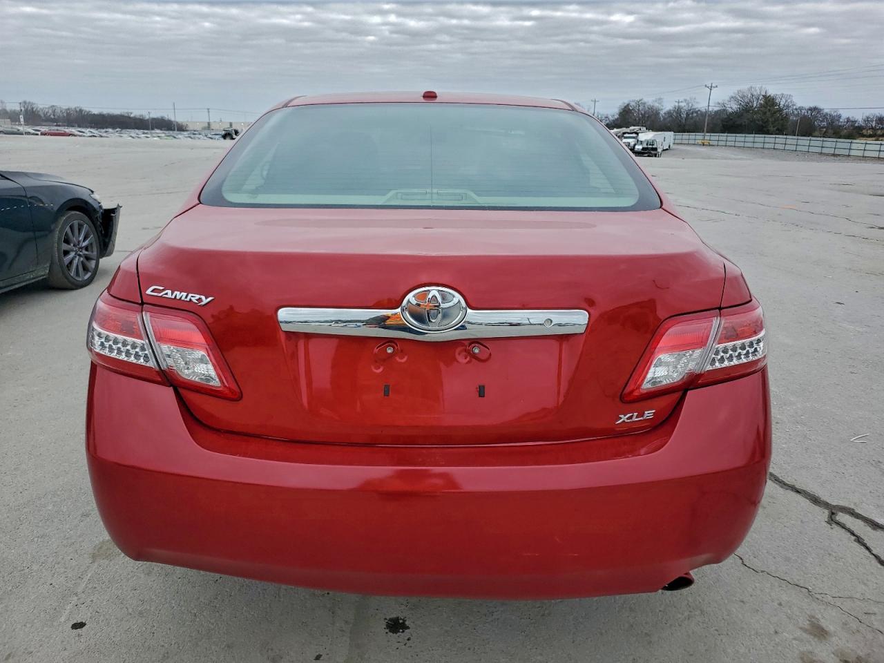 2010 Toyota Camry Base - Фото 6