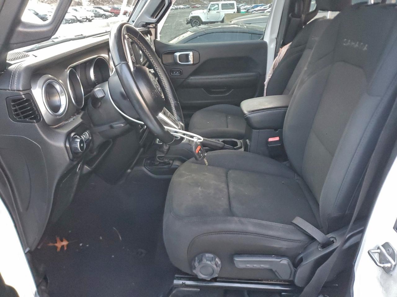 2021 Jeep Wrangler Unlimited Sahara - Image 7