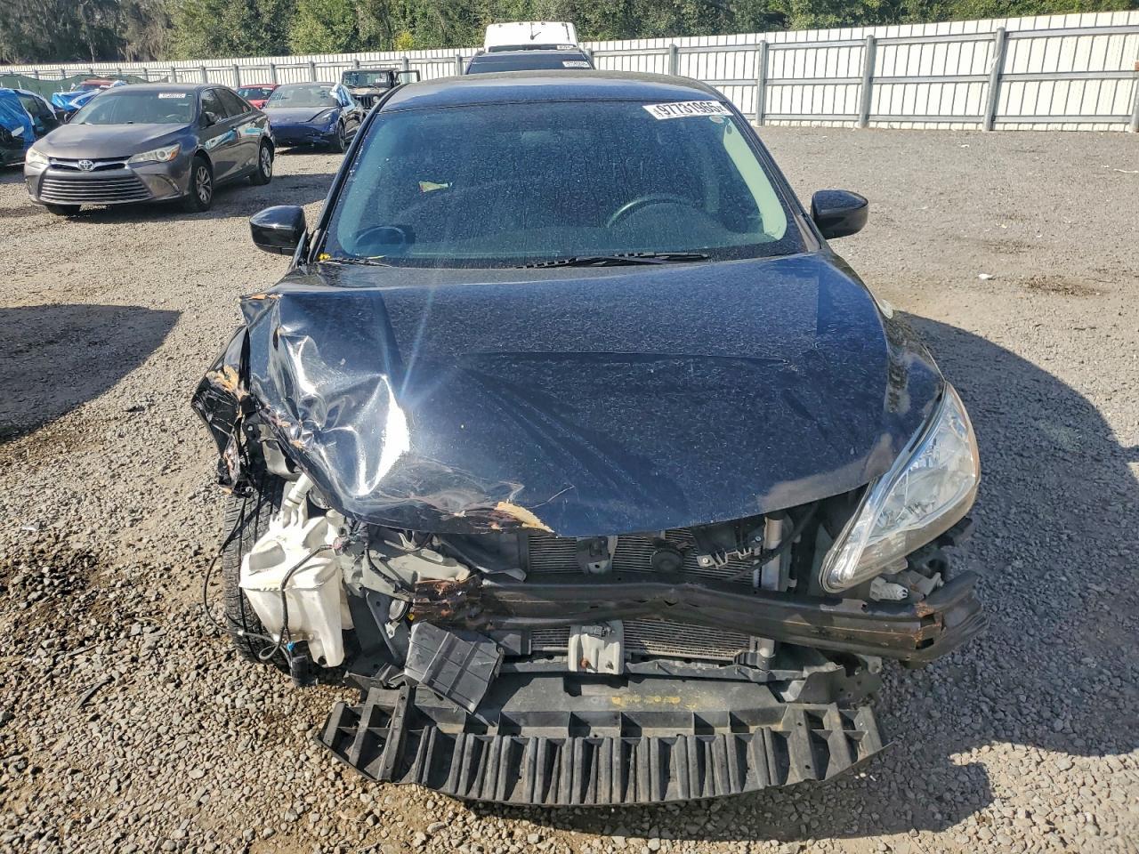 2015 Nissan Sentra S - Фото 5