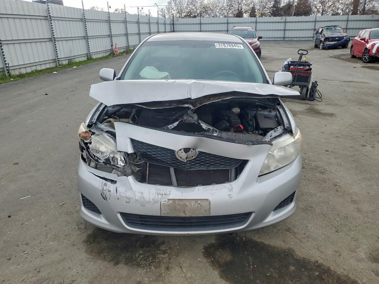 2010 Toyota Corolla Base - Фото 5